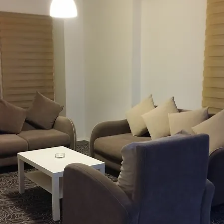 أريكان سويت كوناكلاما شقة *